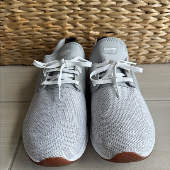 New Balance Light Gray Women’s Dynasoft Nergize Sneakers - Picture 3 of 10